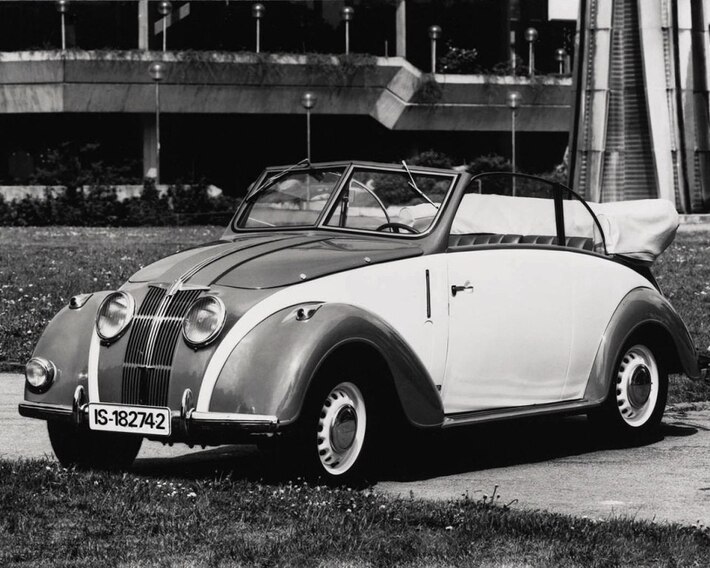 Adler 2.5 Litre Sport