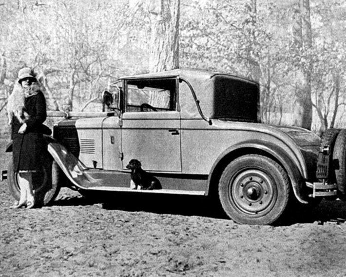 Adler Standard rear view