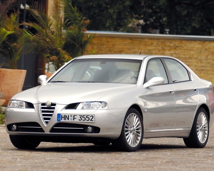 Alfa Romeo 166 side profile