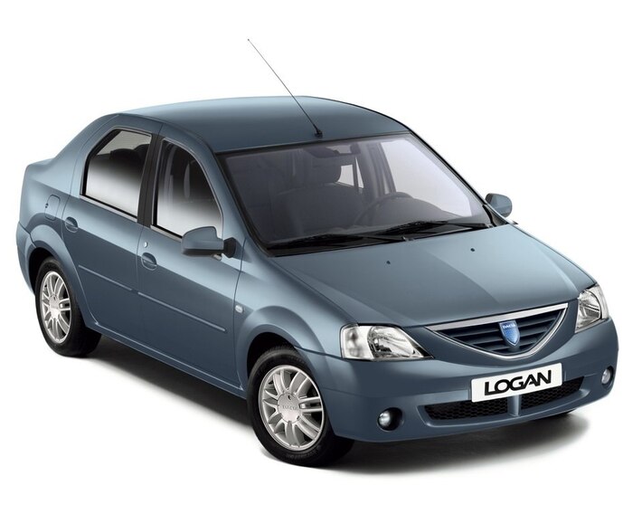 Dacia Logan saloon