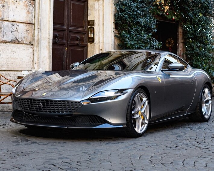 Ferrari Roma — Gran turismo elegance