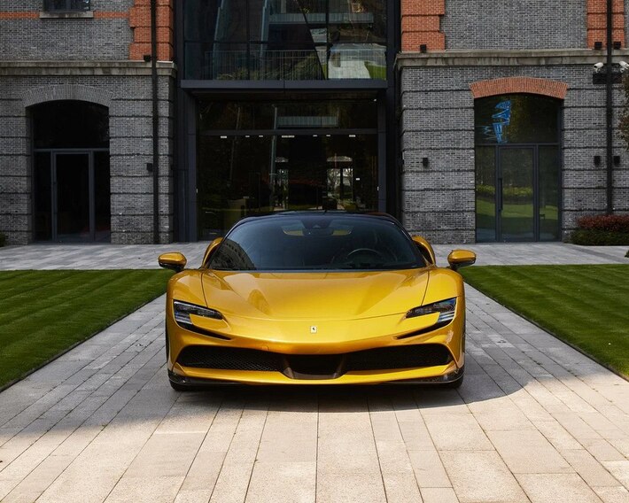 Ferrari SF90 Stradale — Hybrid hypercar