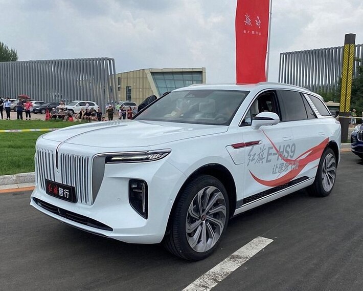 Hongqi E-HS9 electric SUV