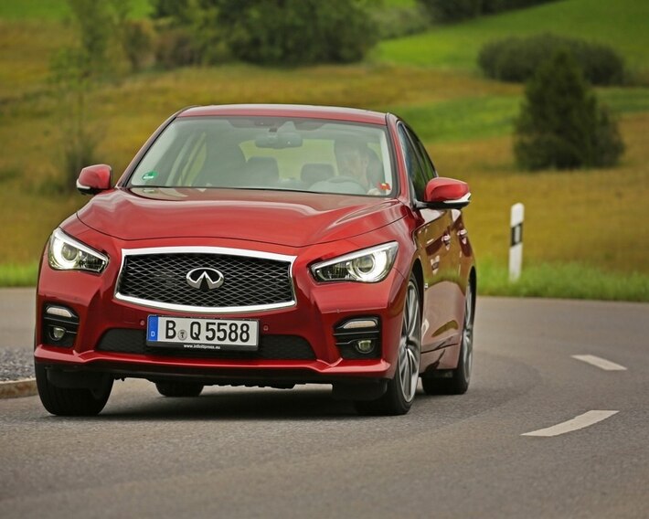 2020 Infiniti Q50 Red Sport 400
