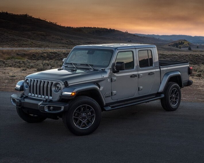 2020 Jeep Gladiator Rubicon in red