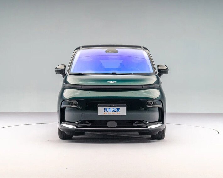 LEVC TX electric taxi