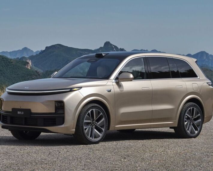 Li Auto L9 flagship EREV SUV