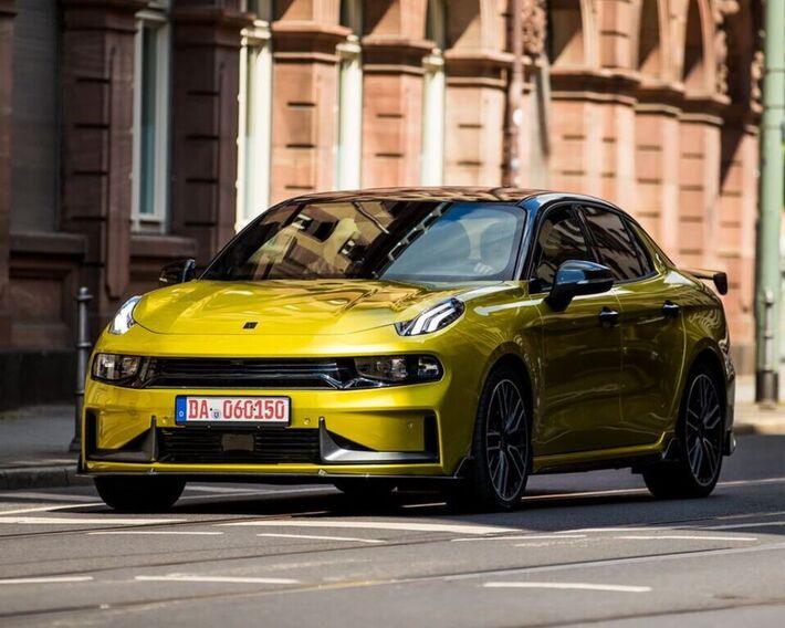 Lynk & Co 03 Sedan