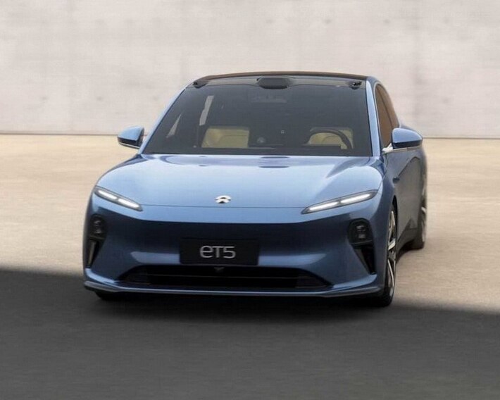 NIO ET5 Sedan