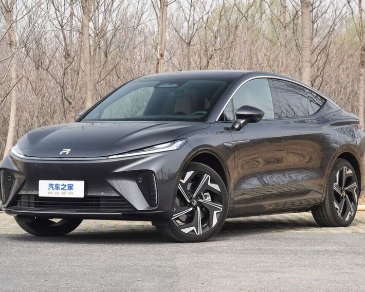 Rising Auto R7