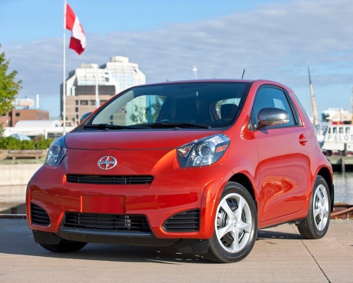Scion iQ