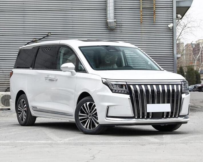 Sollers Argo Van