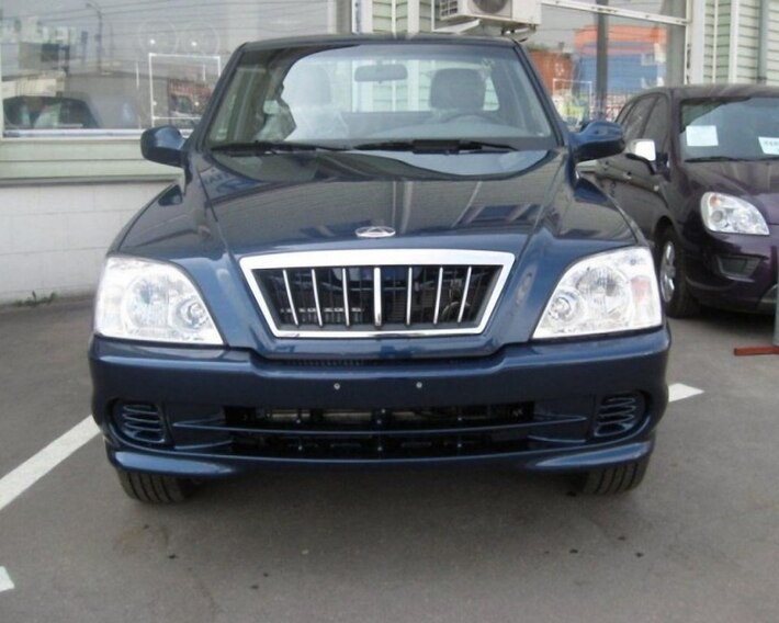 TagAZ Road Partner minivan