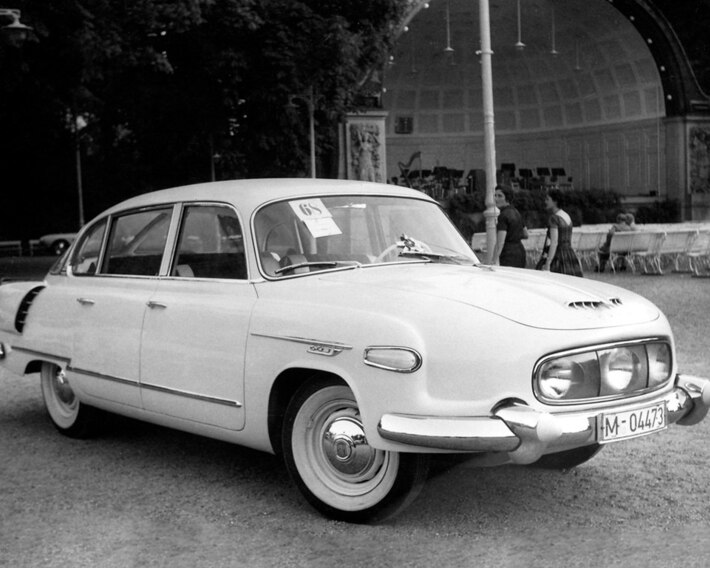 Tatra T600 Tatraplan