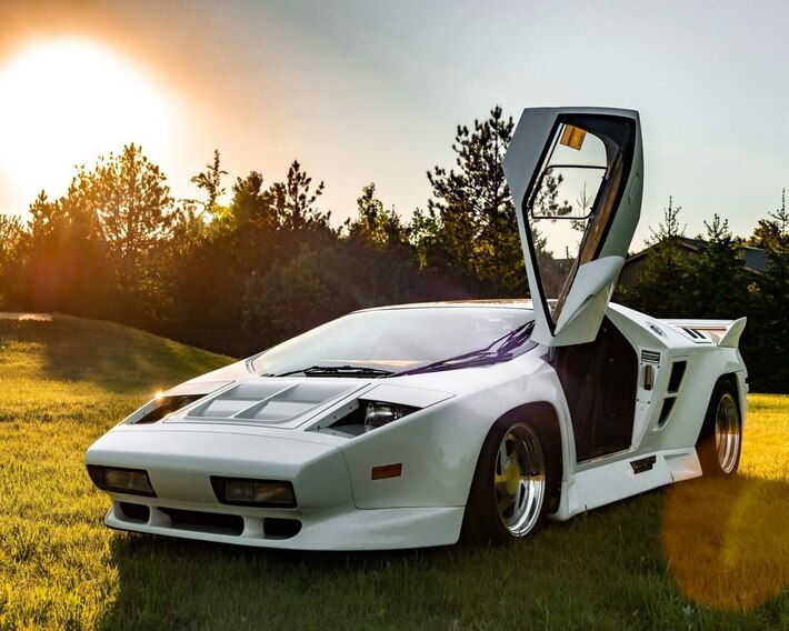 Vector W8 Twin Turbo