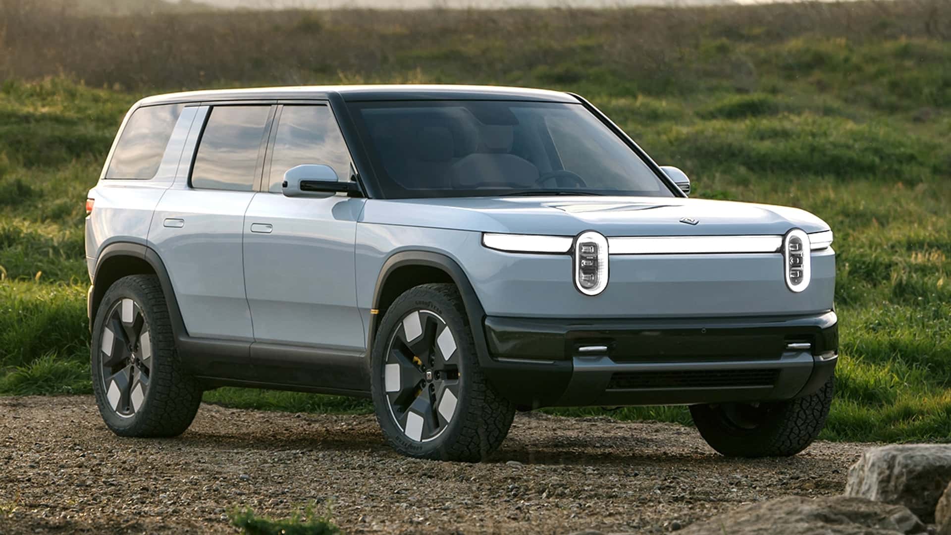 2026 Rivian R2 Review: The Affordable Electric SUV That Could Change Everything