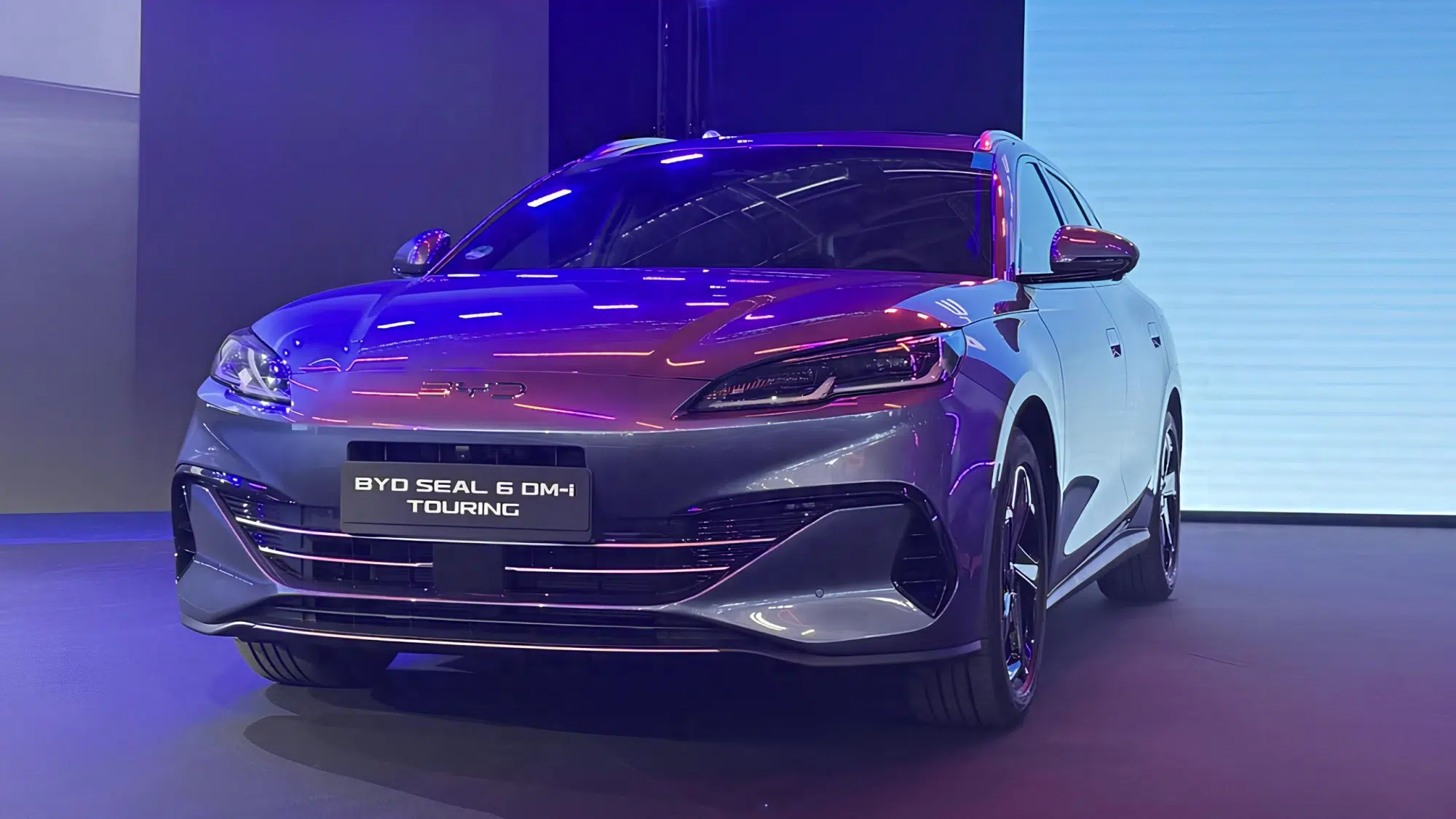 2026 BYD Seal 6 DM-i Review: The Plug-In Hybrid Sedan That Redefines Value and Performance