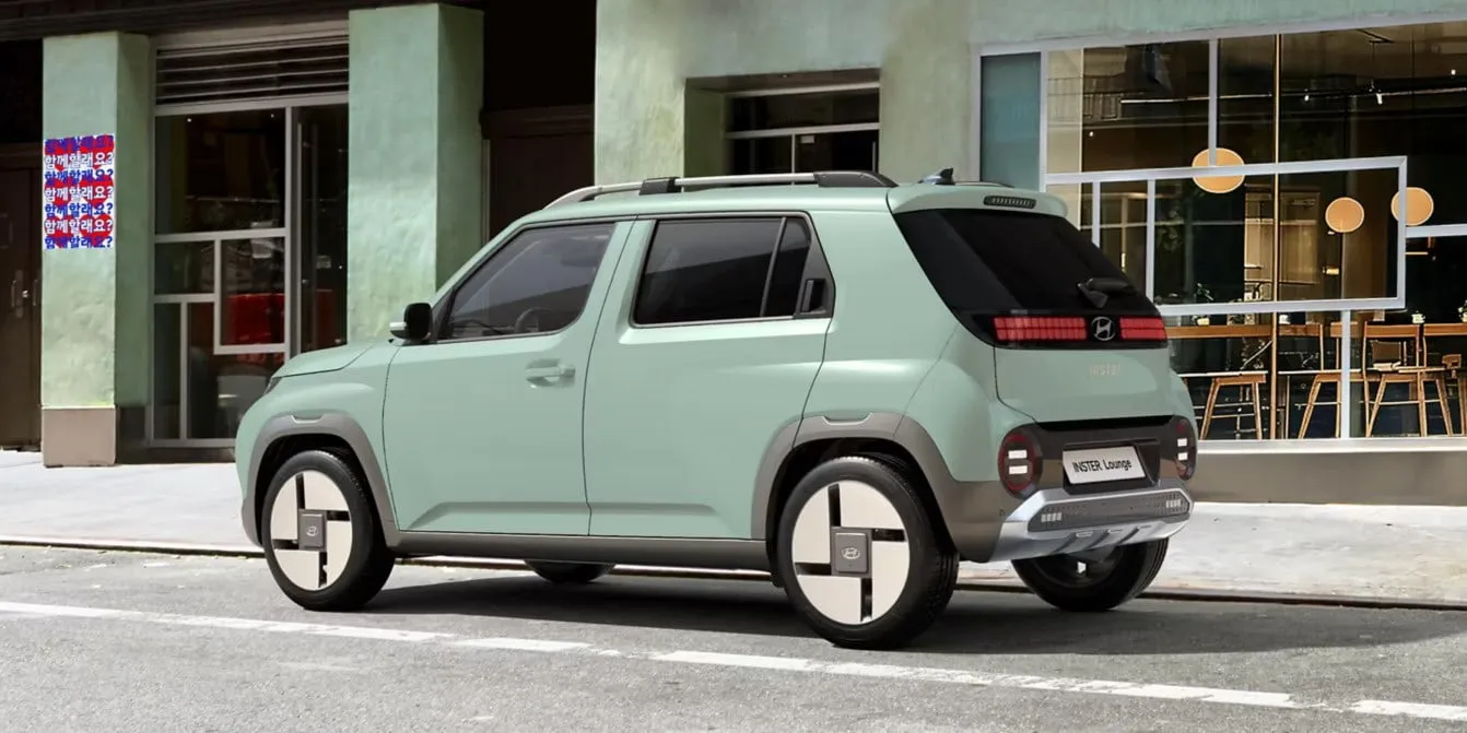 2026 Hyundai Inster EV İcmalı: Hyundai-nin Kiçik Elektrik SUV-u Daha Prestijli Səviyyəyə Qalxır — Dəyərindəmi?