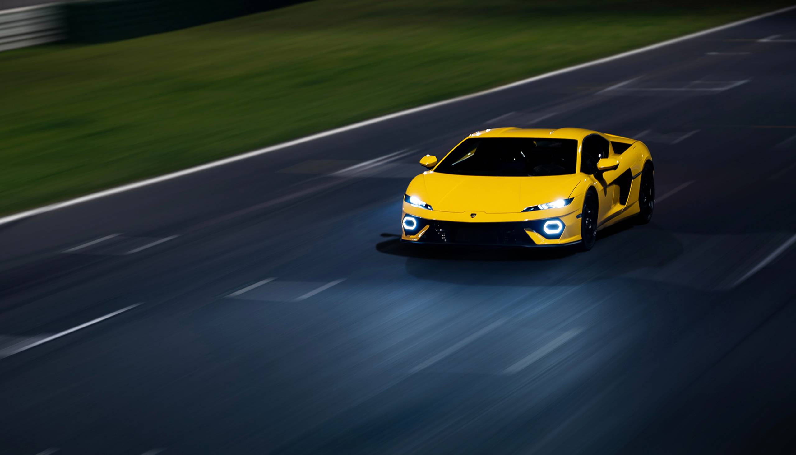 Lamborghini Temerario 2026: The New Benchmark That Leaves All Competitors Behind