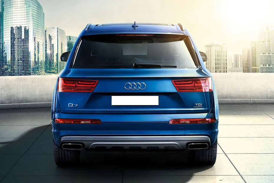 New Audi Q7 Mk3 Rear View