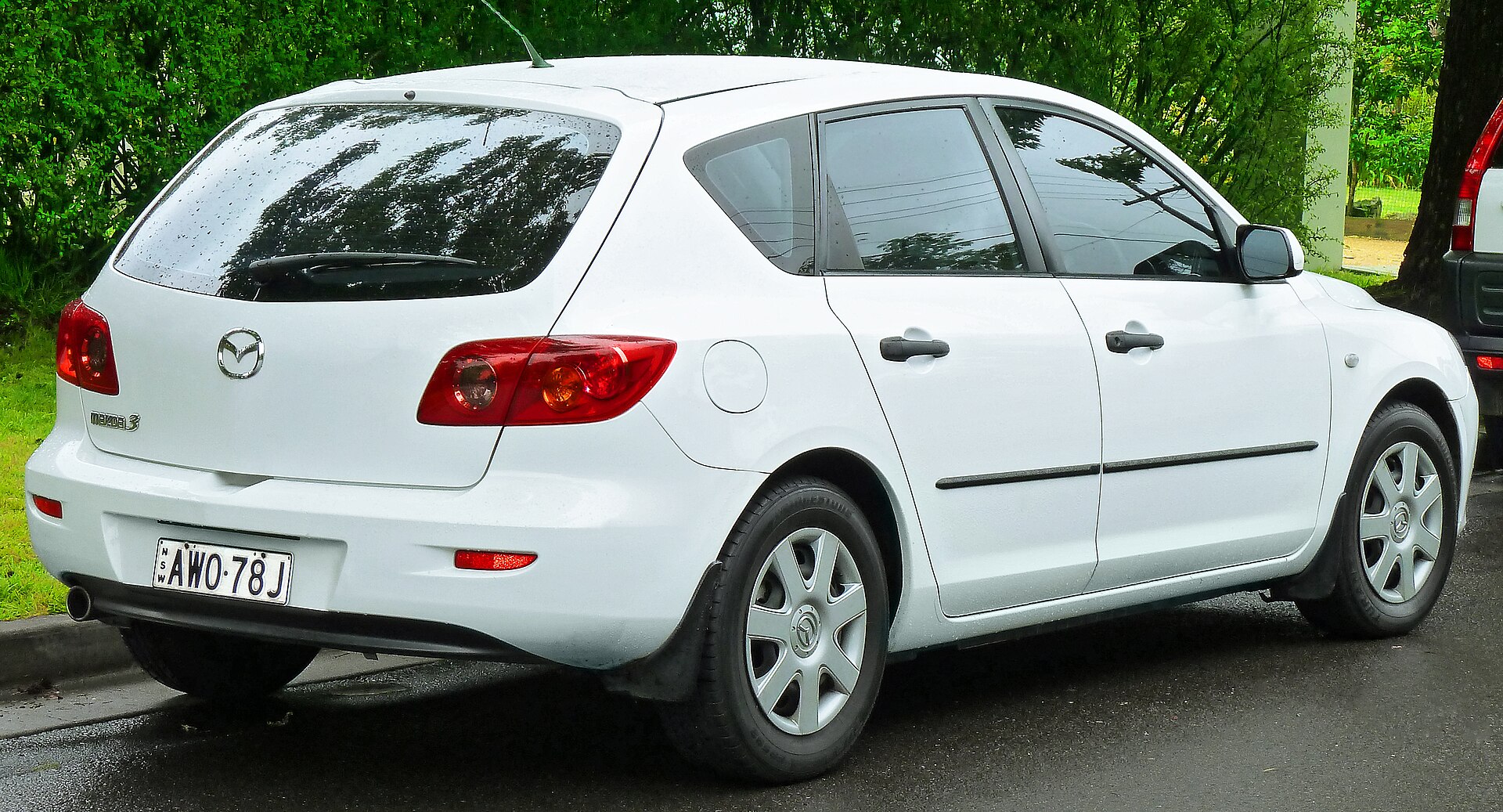 Mazda 3 (BK Nəsli, 2003–2009)