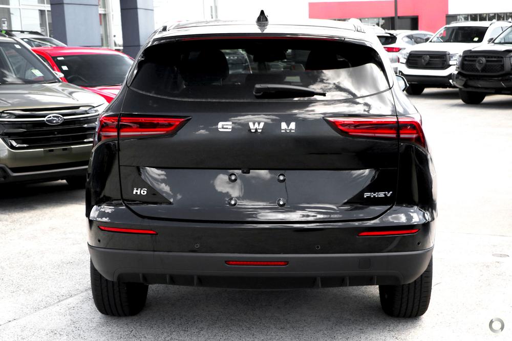 2026 Haval H6 PHEV Arxa Görünüş