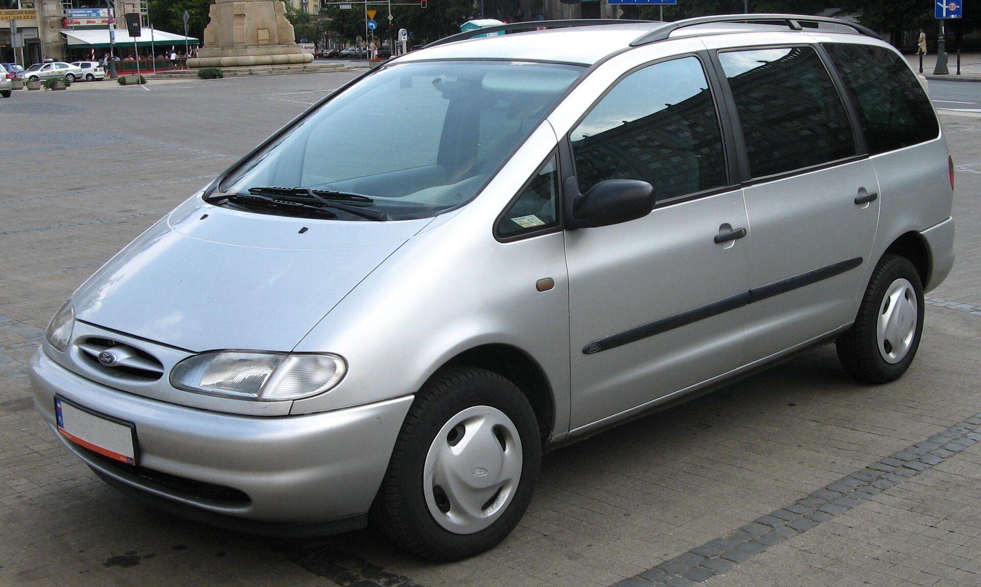 Bakıda Ford Galaxy MPV