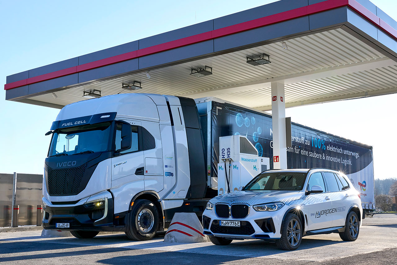 Toyota and BMW hydrogen combustion sports car development 2026