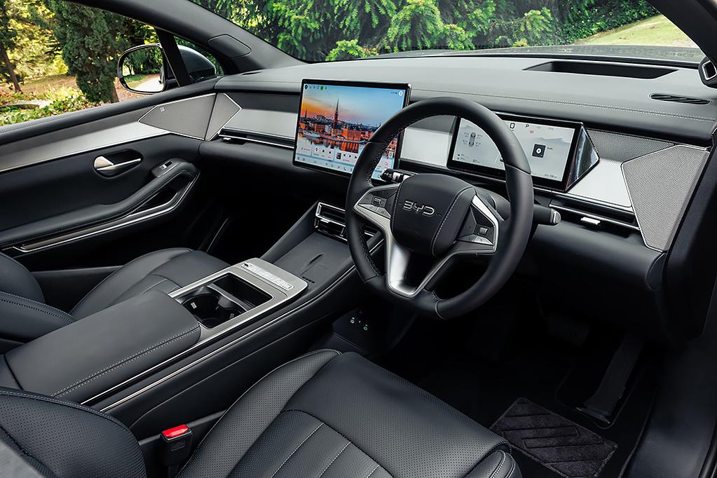 2026 BYD Sealion 08 EV Salon